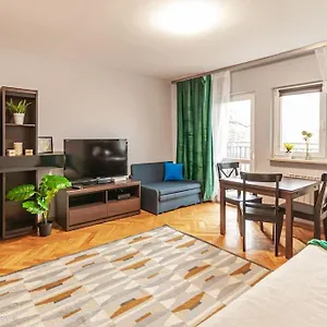 Apartament Superapart Woloska 40, Warszawa